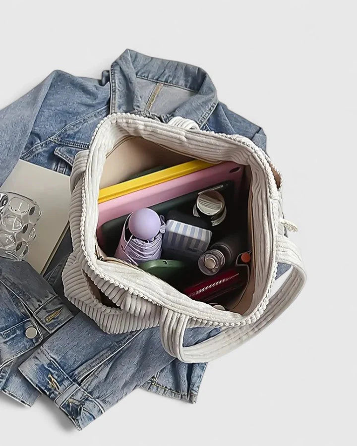 Lorena - Bolso de mano informal para mujer con un diseño espacioso