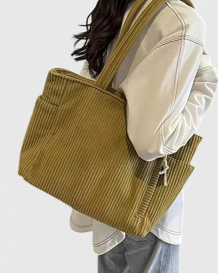 Lorena - Bolso de mano informal para mujer con un diseño espacioso