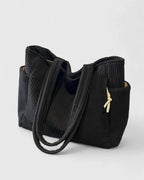 Lorena - Bolso de mano informal para mujer con un diseño espacioso