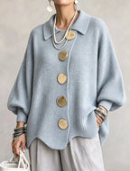 Emma - Cárdigan oversize con cuello y botones metálicos grandes